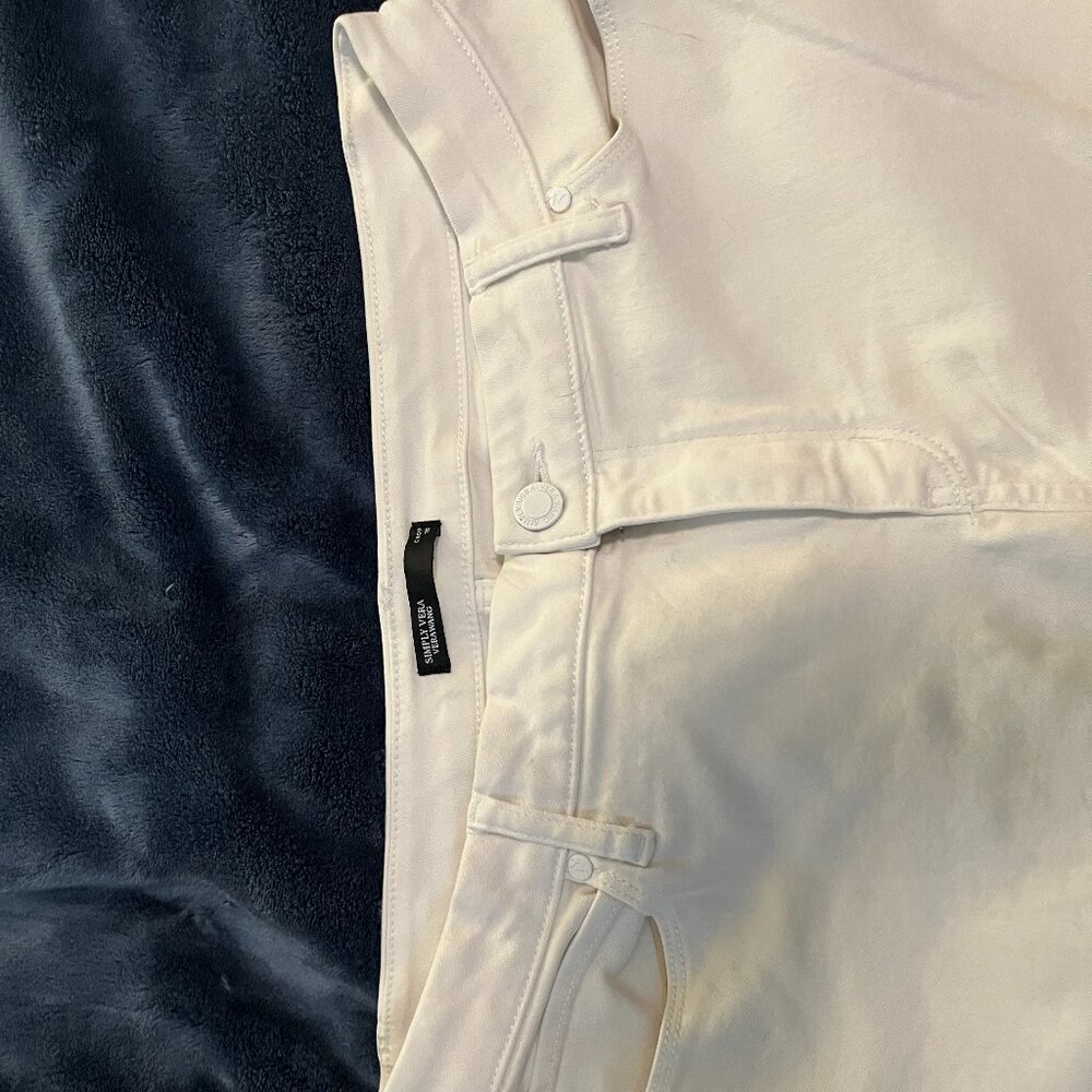 White Cropped Jeans - Simply Vera Wang